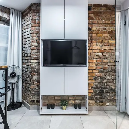 Comfortable Underground Studio In By Rent Like Appartement *
